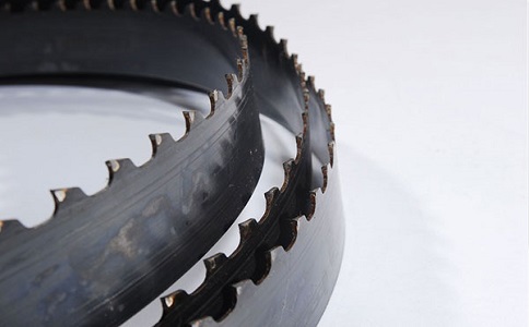 彭水撞击材料中的硬点，会给带锯条带来哪些损伤？